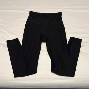 old navy go dry leggings with pockets